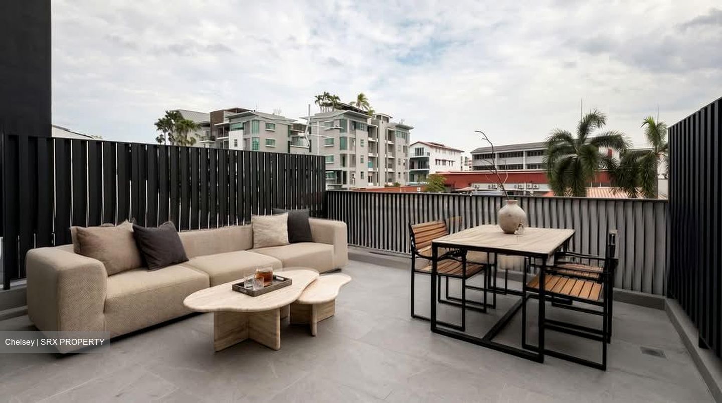 MARTIA ROAD (D15), Terrace #563213111